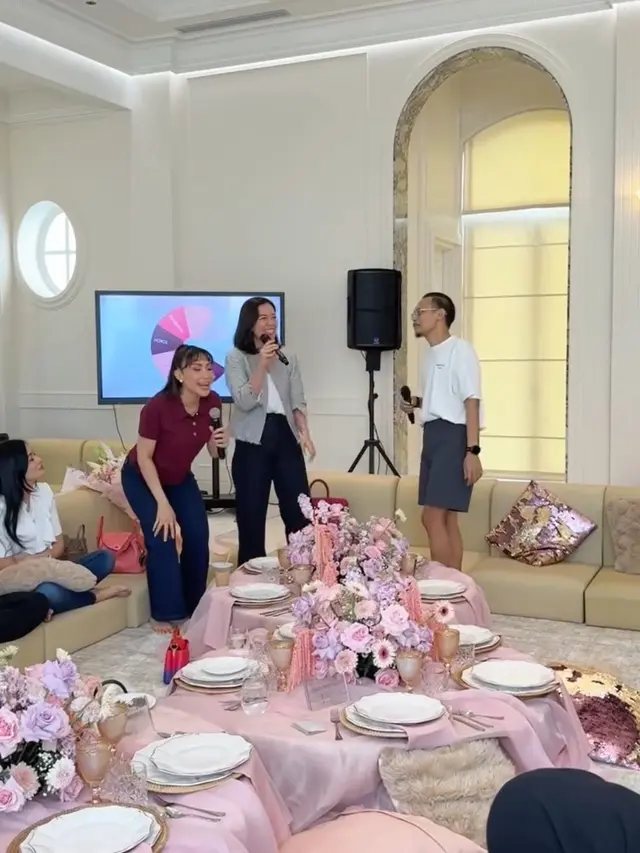 Ayu Dewi ulang tahun (instagram.com/mrsayudewi)