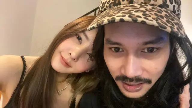 Tahan Sedih saat Pencarian, Ini 6 Foto Kenangan Tangmo Nida dan Pacar