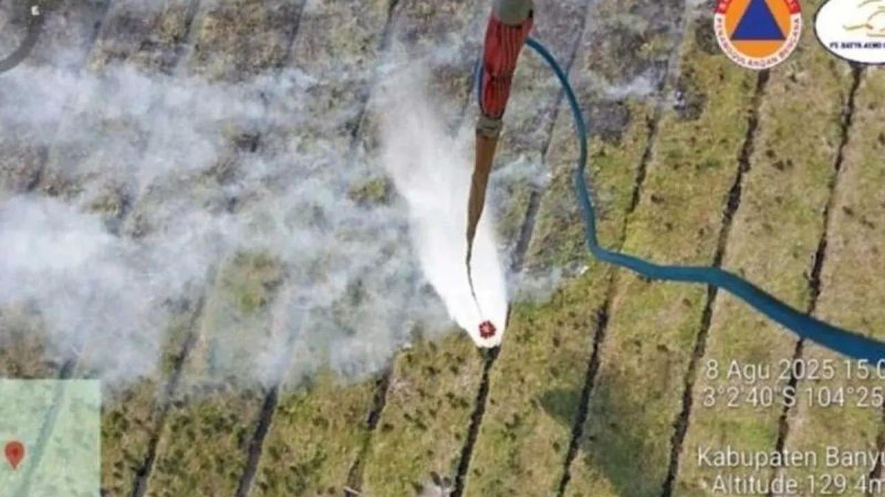 Fakta Pemadaman: 4 Helikopter Pengebom Air Dikerahkan Atasi Karhutla di OKI dan Musi Rawas, 61 Kali Pengeboman di Cengal!
