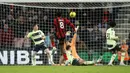 Pemain Bournemouth, Jefferson Lerma mencetak gol ke gawang Manchester City pada laga pekan ke-25 Liga Inggris 2022/2023 di Vitality Stadium Minggu (26/02/2023 WIB. The Cityzens menang dengan skor 4-1. (AP Photo/David Cliff)
