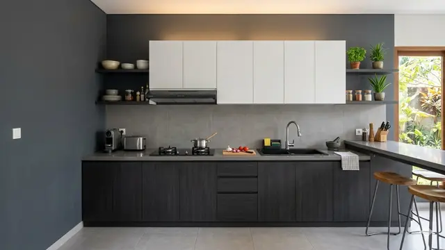 Warna Cat Dapur yang Bikin Noda Minyak Tidak Terlalu Kelihatan (Foto: Gemini AI)
