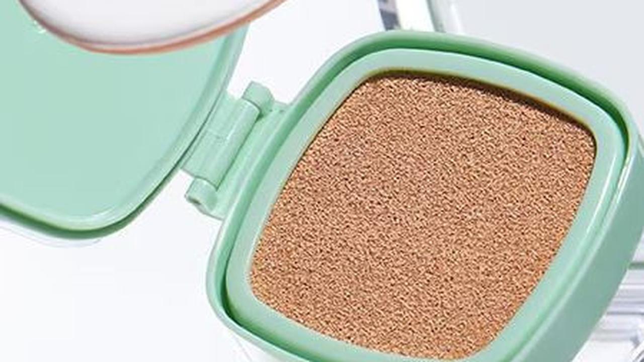 8. Luxcrime Perfecting Cover Cushion - Velvet Matte SPF 50 PA +++<br>