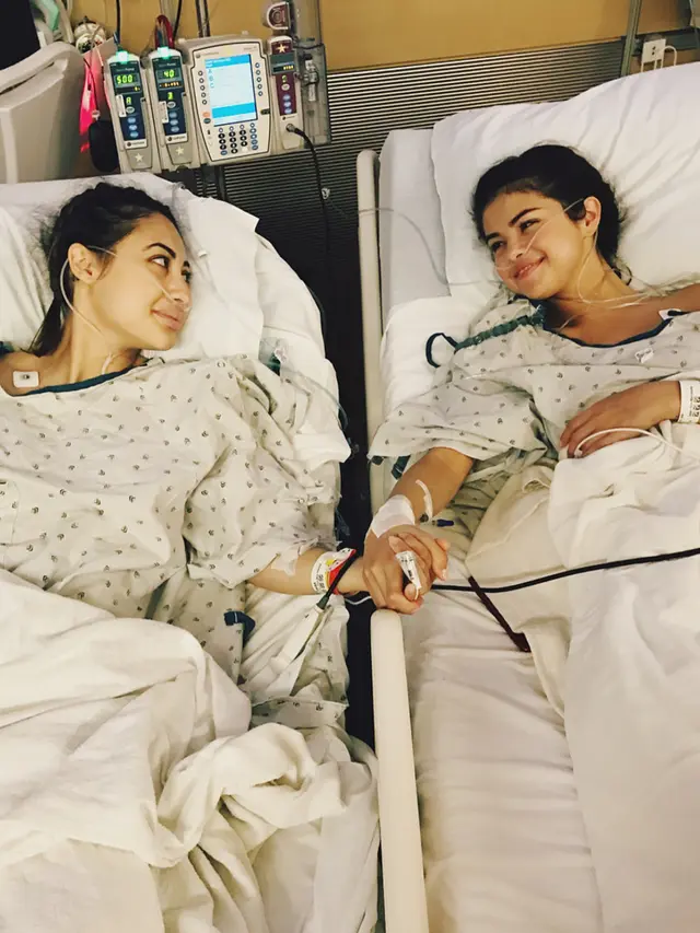 [Bintang] Selena Gomez - Francia Raisa