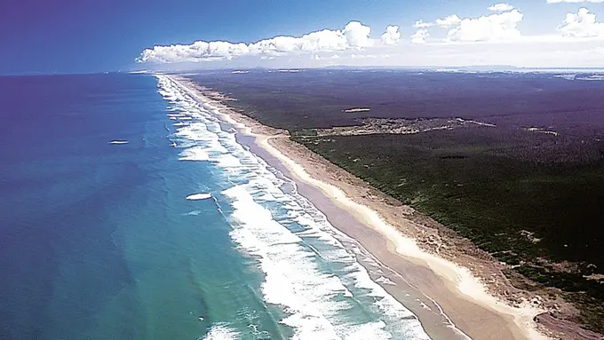Bintang 5: Masjid Terbesar, Tebing Batu, Pantai Terpanjang