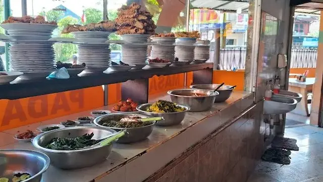RM Padang Giwangan (Google Maps/Luhdrini)