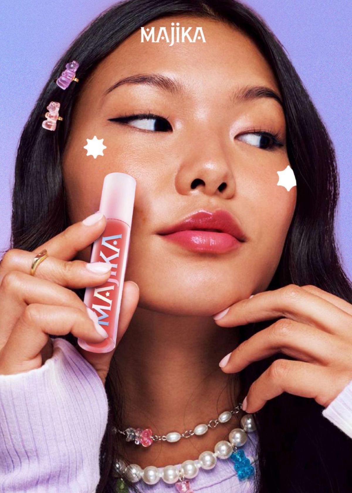Dari Kelas ke Kafe: Lip Tint Favorit Gen Z Ini Temani Aktivitas Seharian Tanpa Cracky