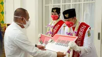 Kepulangan Ardhelia dan Rifaldy di Kota Medan mendapat sambutan istimewa dari Gubernur Sumut, Edy Rahmayadi (Istimewa)