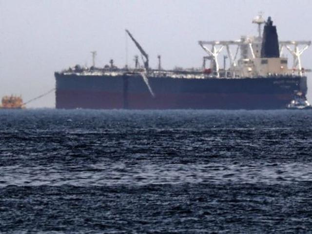 Diduga Dihantam 2 Rudal Kapal Tanker Iran Meledak Di Dekat Pelabuhan Arab Saudi Global Liputan6 Com