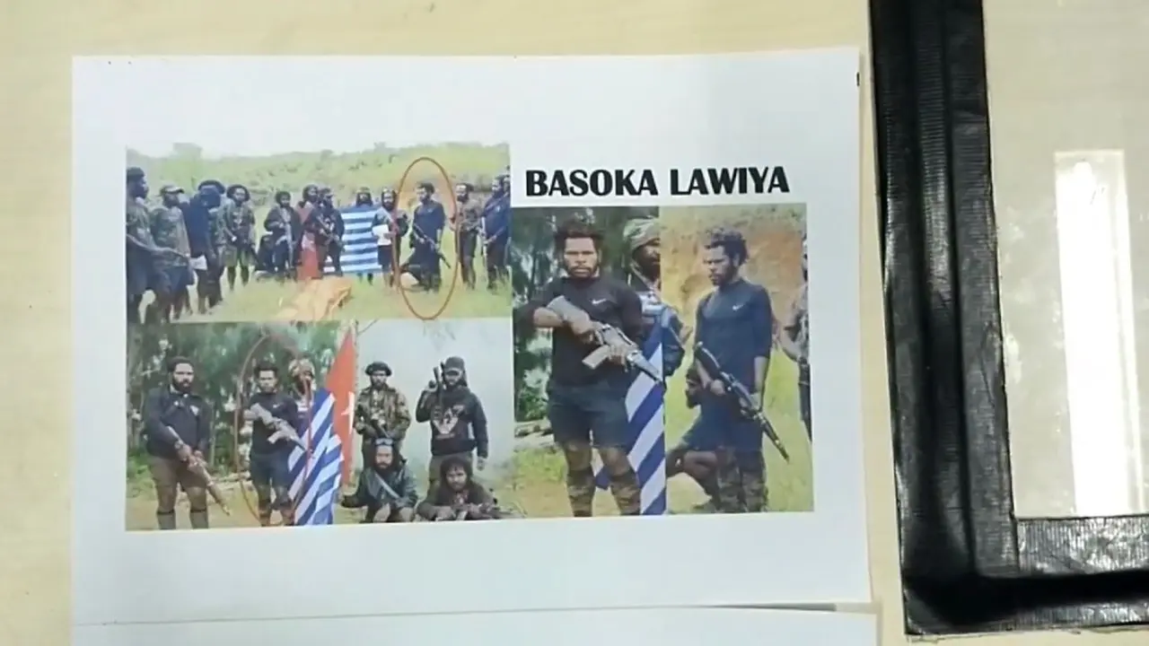 Satgas Operasi Damai Cartenz 2024 menangkap Basoka Lawiya yang merupakan anggota KKB.