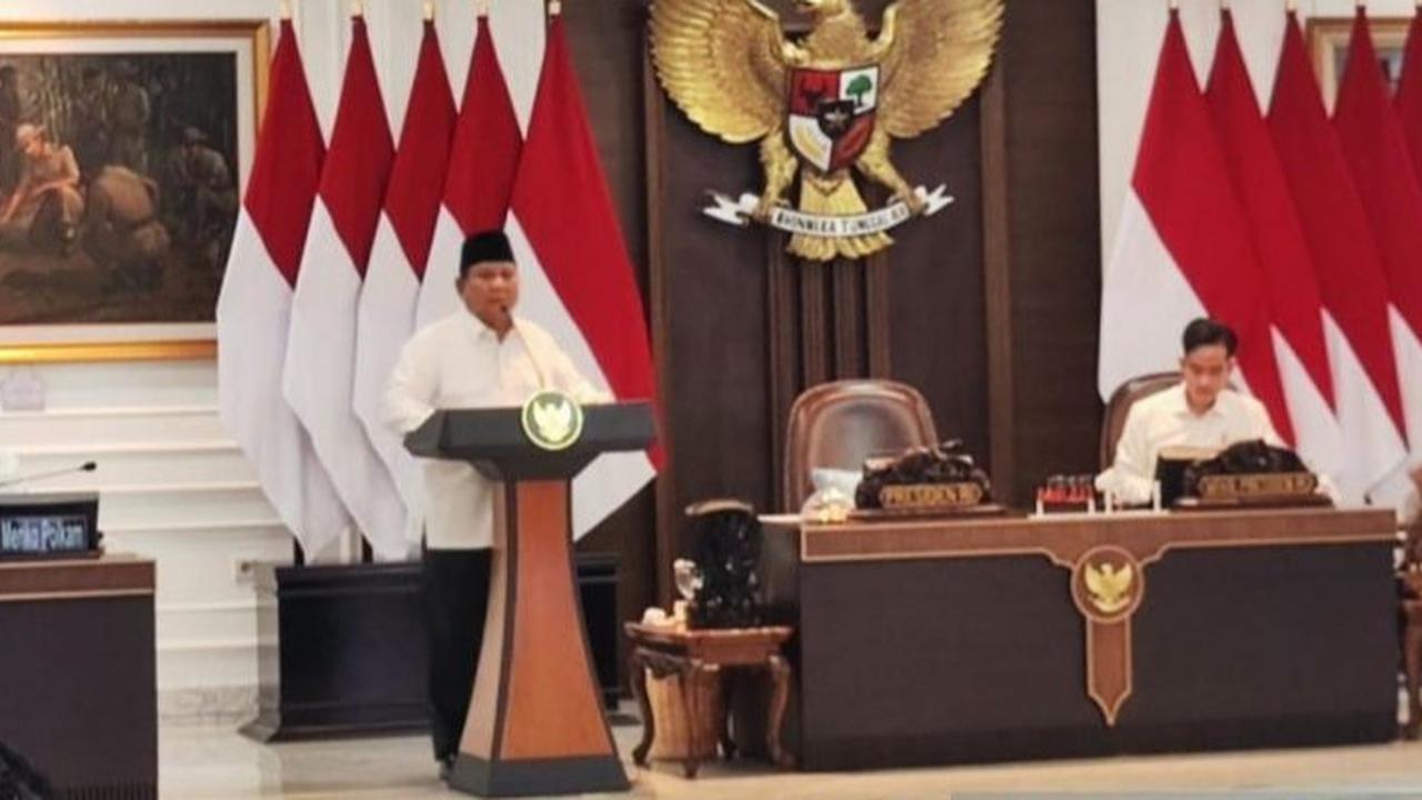 VIDEO: Tegas Prabowo Ingatkan Para Menteri Harus Nilai Diri "Hati-Hati Masuk Jebakan!"