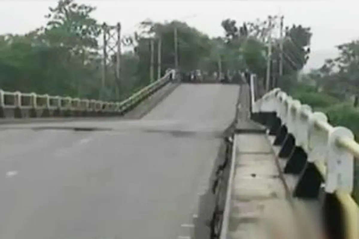 Jembatan Cipamingkis