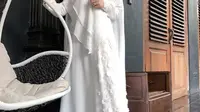 Mulan Jameela pakai hijab putih (Instagram/mulanjameela1)
