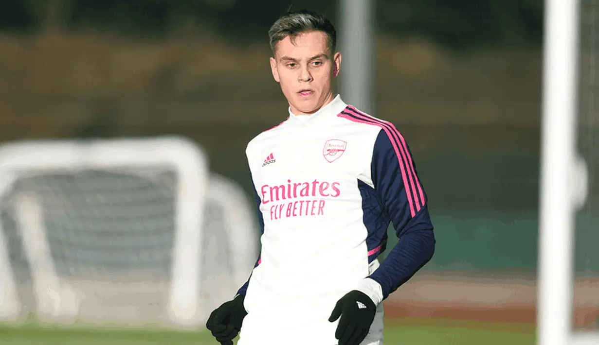 Arsenal berencana untuk segera menyiapkan sosok bertinggi 171 cm itu agar segera bisa bermain saat menjamu Manchester United di Emirates Stadium, Minggu (22/01/2023) malam WIB. (FOTO: twitter.com/OfficialAFC_ID)