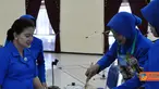 Citizen6, Sidoarjo: Disela-sela kegiatan diadakan pembuatan wedang sehat bugar. Kegiatan ini dihadiri oleh Ketua Cabang 1 Korcab Pasmar-1, dan seluruh pengurus Jalasenastri. (Pengirim: Budi Abdillah)