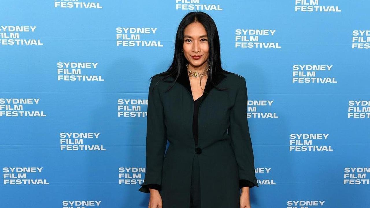 7 Potret Happy Salma Hadiri Sydney Film Festival, Jadi Wakil Dalam Film Terbarunya