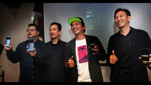 Ayu Ting Ting Karaoke meluncurkan aplikasi