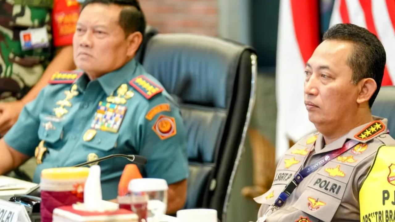 Panglima TNI Laksamana Yudo Margono meminta maaf atas pemilihan kata 'memiting' yang dipakainya kepada prajurit untuk mengamankan sejumlah aksi warga di Rempang, Batam, Kepulauan Riau.