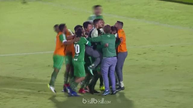 Cruzeiro merebut tiket ke perempat final Copa Do Brasil dengan cara dramatis, mengalahkan tuan rumah Atletico PR 2-1 berkat gol pe...