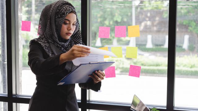 Ilustrasi menyiapkan syarat dan rukun syirkah