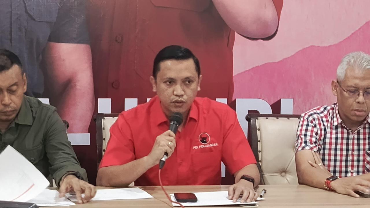 Ketua DPP PDI Perjuangan, Ronny B Talapessy