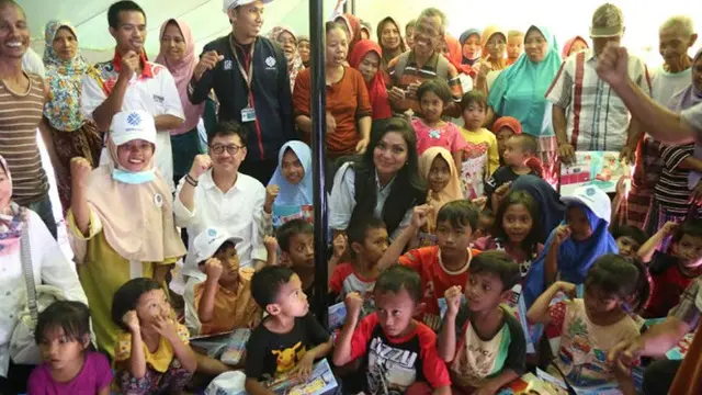 Menaker Hanif Minta Penyaluran Bantuan Gempa Sampai ke Pelosok Lombok