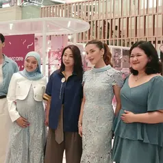 Para orang tua menyampaikan momen-momen berkesan, Jumpa pers Mothercare Museum of Moments di Grand Indonesia, Jakarta, 15 Oktober 2026. (Liputan6.com/Nurri Indah)