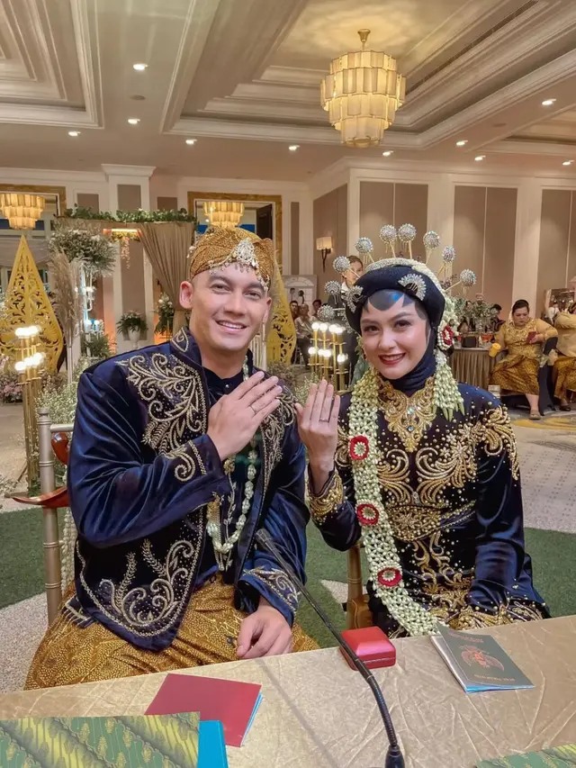Potret Nabila dan Firman Menikah (Instagram/@vatemat)