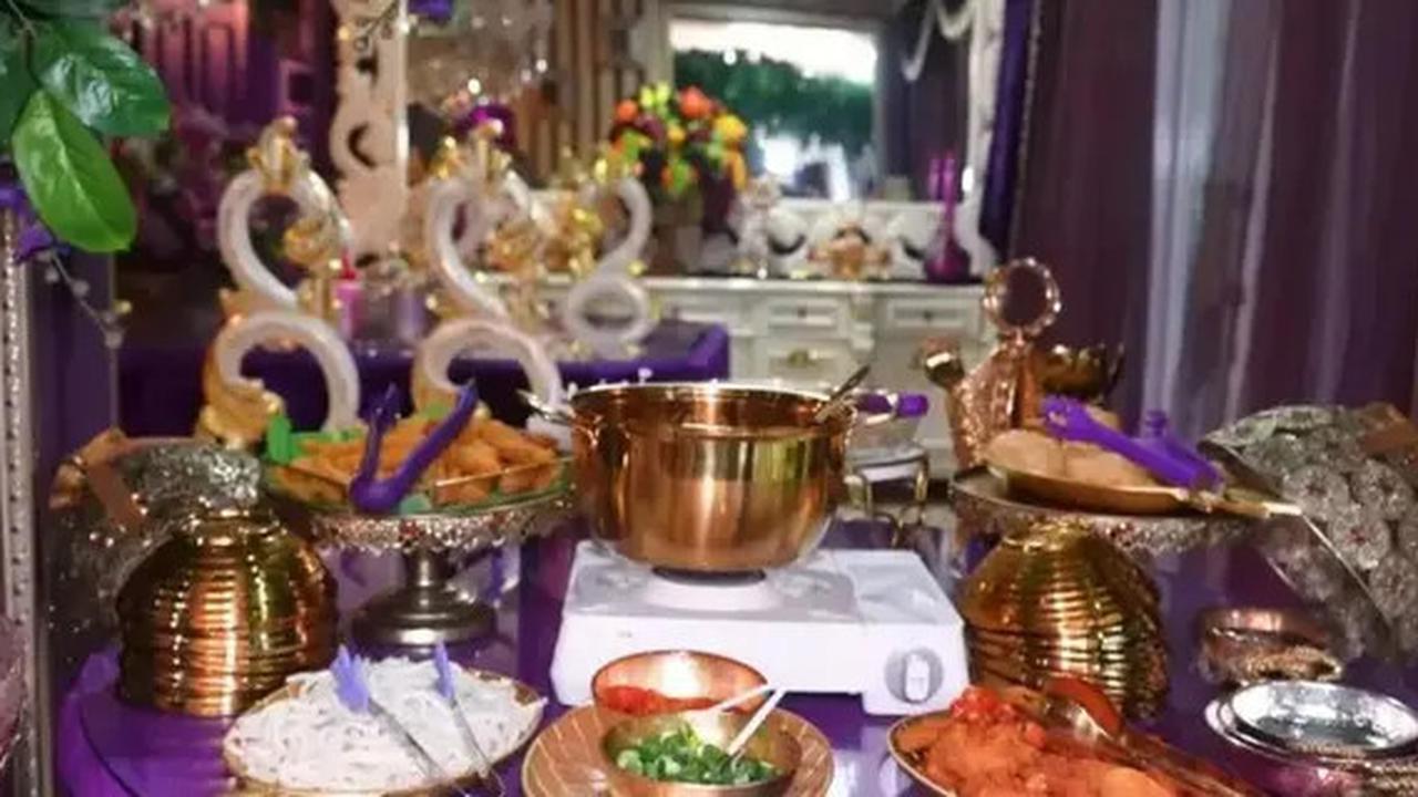 9 Potret Dapur di Rumah Mama Ala ibu Tasya dan Tasyi, Modelnya Nyentrik dan Serba Ungu