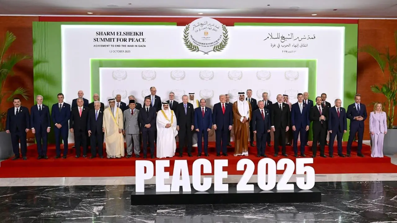 Presiden Republik Indonesia Prabowo Subianto menghadiri pertemuan bersejarah di Sharm el-Sheikh, Mesir, Senin (13/10) (Istimewa)