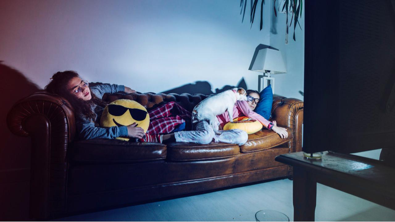 Efektifkah White Noise dalam Membantu Kita Tidur Lebih Nyenyak? Bagi sebagian orang, tidur nyenyak di malam hari adalah Efektifkah White Noise dalam Membantu Kita Tidur Lebih Nyenyak? Bagi sebagian orang, tidur nyenyak di malam hari adalah