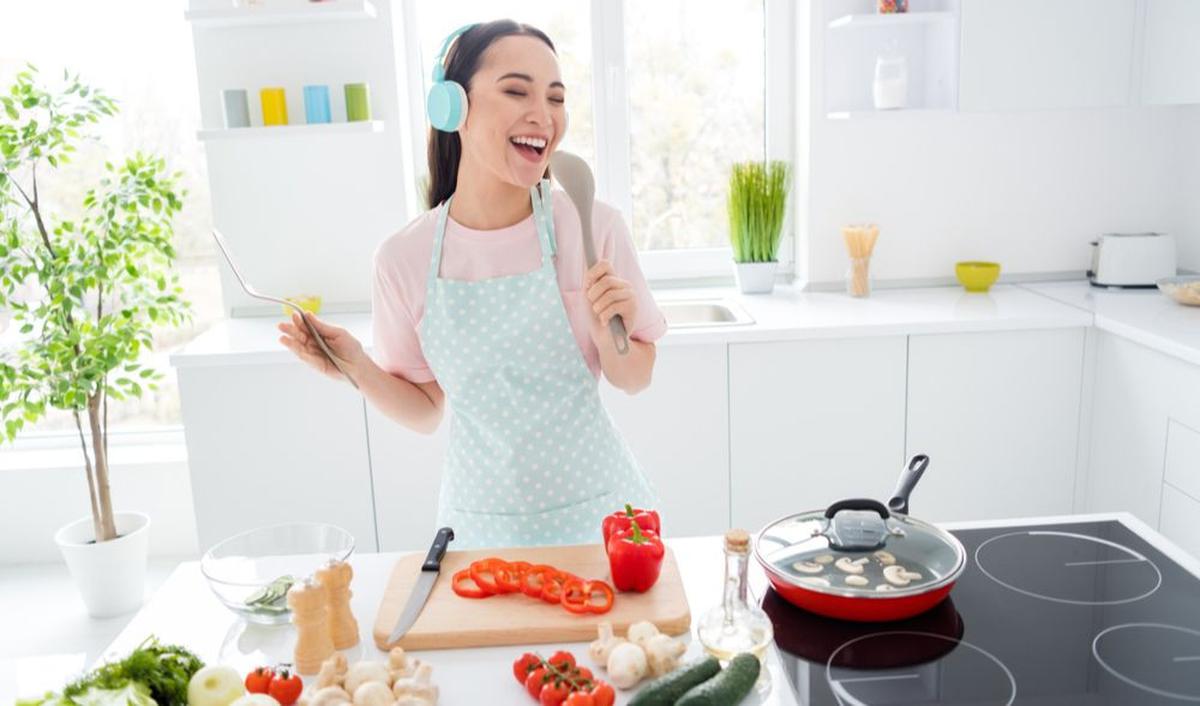 2. Berkreasi dengan Bahan-Bahan Masakan di Rumah<br>