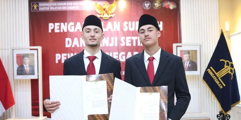 Momen Ivar Jenner dan Rafael Struick Resmi Jadi WNI