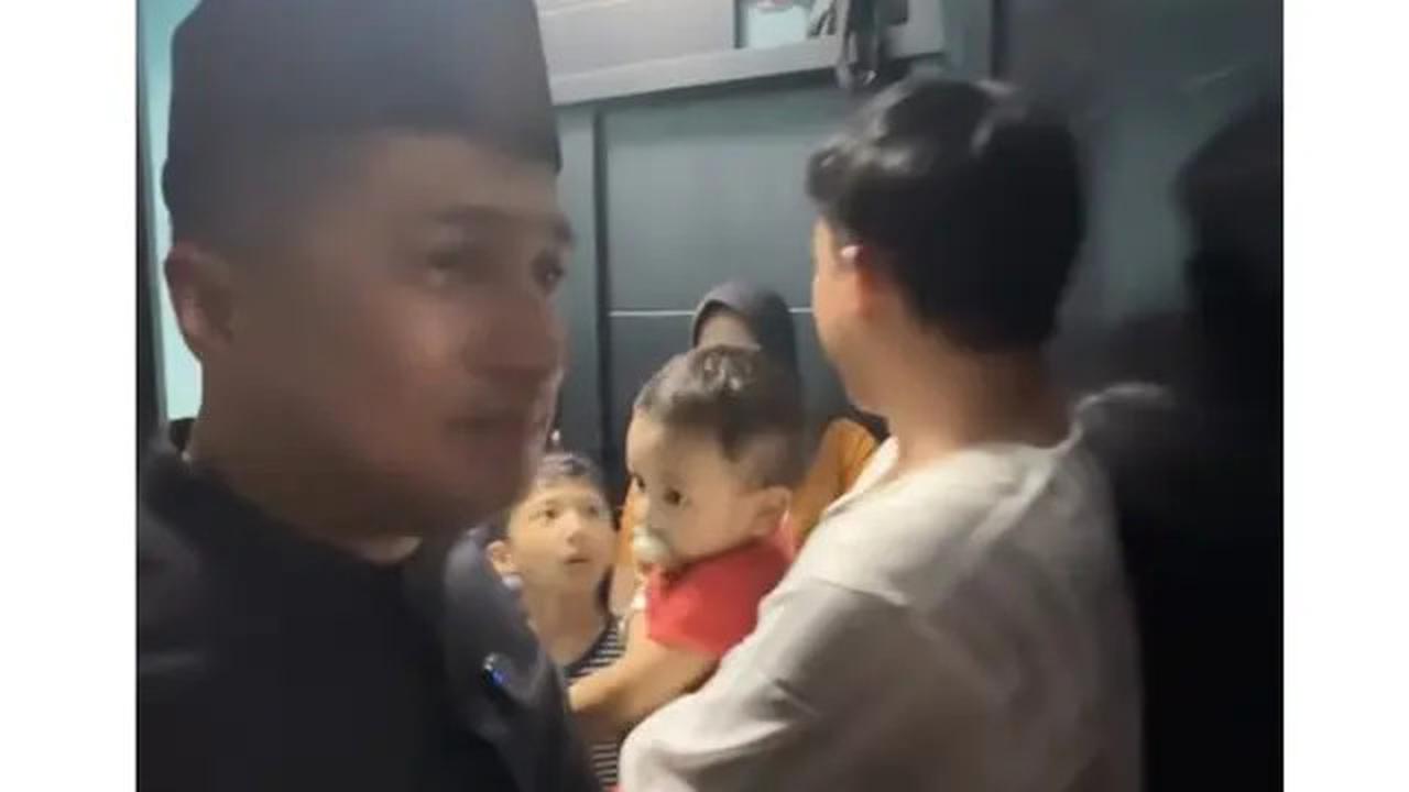 6 Momean Irfan Hakim dan Anwar BAB Gendong Anak Mpok Alpa di Tahlilan 7 Hari