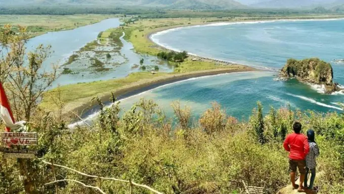 [Bintang] Teluk Cinta