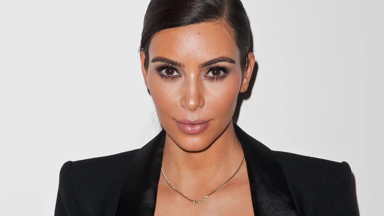 Selalu ada komentar negatif bersama sosok Kim Kardashian.