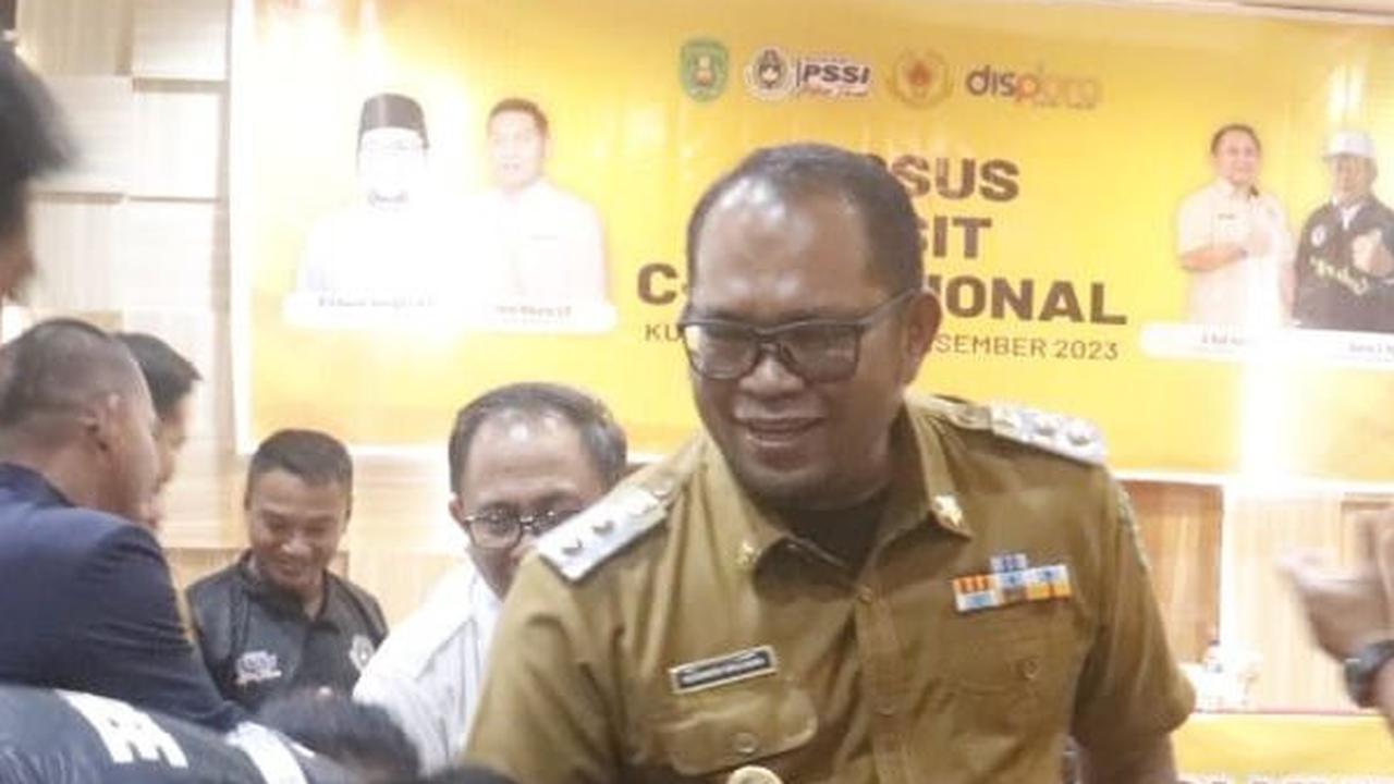Pesan Wabup Kasmidi ke Peserta Kursus Wasit Nasional C III: Harus Tegakkan Aturan