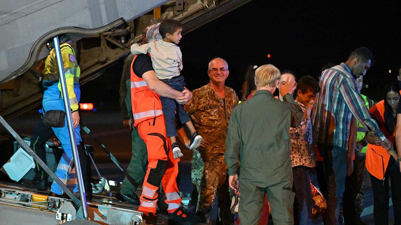 FOTO: Italia Evakuasi Ratusan Warga Gaza, Termasuk 30 Anak untuk Perawatan Medis