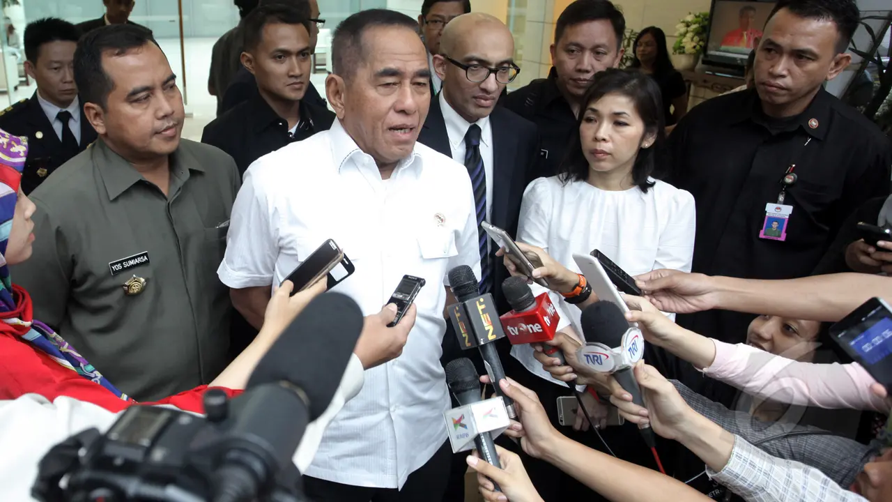 Ryamizard Ryacudu Datangi Kedubes Singapura