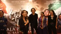 Pemeran utama filem Kupu-Kupu Kertas Amanda Manopo memberikan keterangan pers di Gala Premiere di Banyuwangi  (Istimewa)
