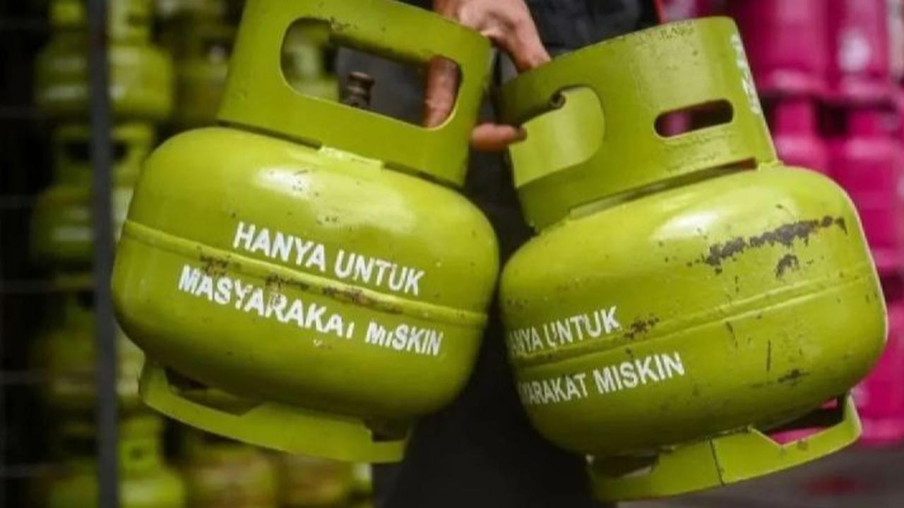 Menteri Bahlil Pastikan Beli Gas Melon Wajib Pakai NIK Mulai 2026