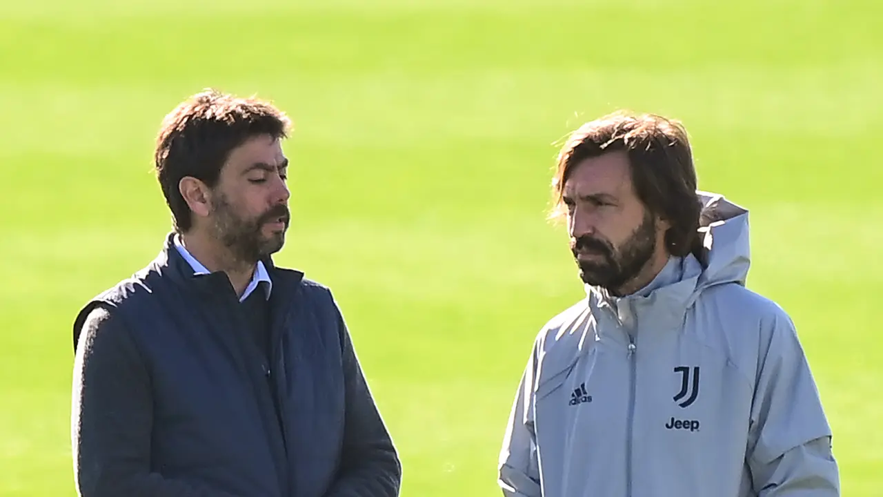 Pelatih Juventus, Andrea Pirlo mempersiapkan timnya menghadapi Barcelona di babak penyisihan grup Liga Champions 2020