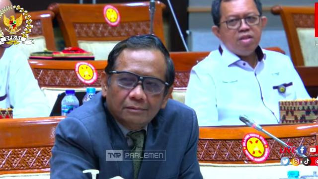 Ketua Kompolnas Mahfud Md saat berbicara di sidang Komisi III DPR. (Istimewa)