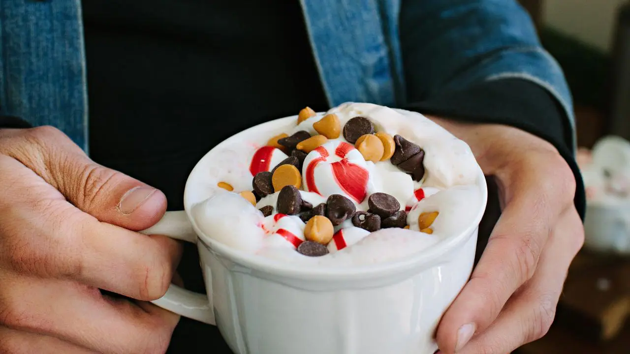 5 Cara Menikmati Cokelat Panas Biar Lebih Yahud