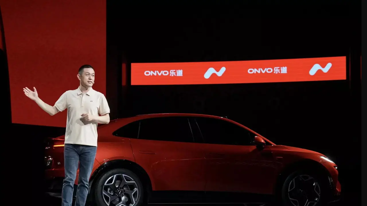 Bos Nio Sebut 5 dari 10 Produsen Besar Dunia Berasal dari China (Carscoops)