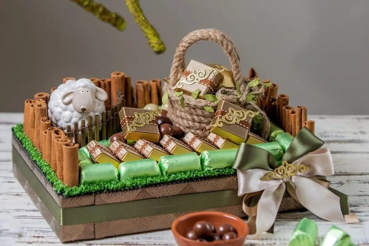 Kue kering dan parsel lebaran