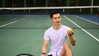 Suka Main Bola, Gym, atau Padel? Begini Cara Grooming Setelah Olahraga agar Tetap Fresh