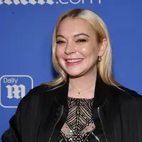 Lindsay Lohan mengatakan ia ingin mengadopsi anak usai menghabiskan waktu dengan pengungsi Suriah di Turki. (SLAVEN VLASIC  GETTY IMAGES NORTH AMERICA  AFP)