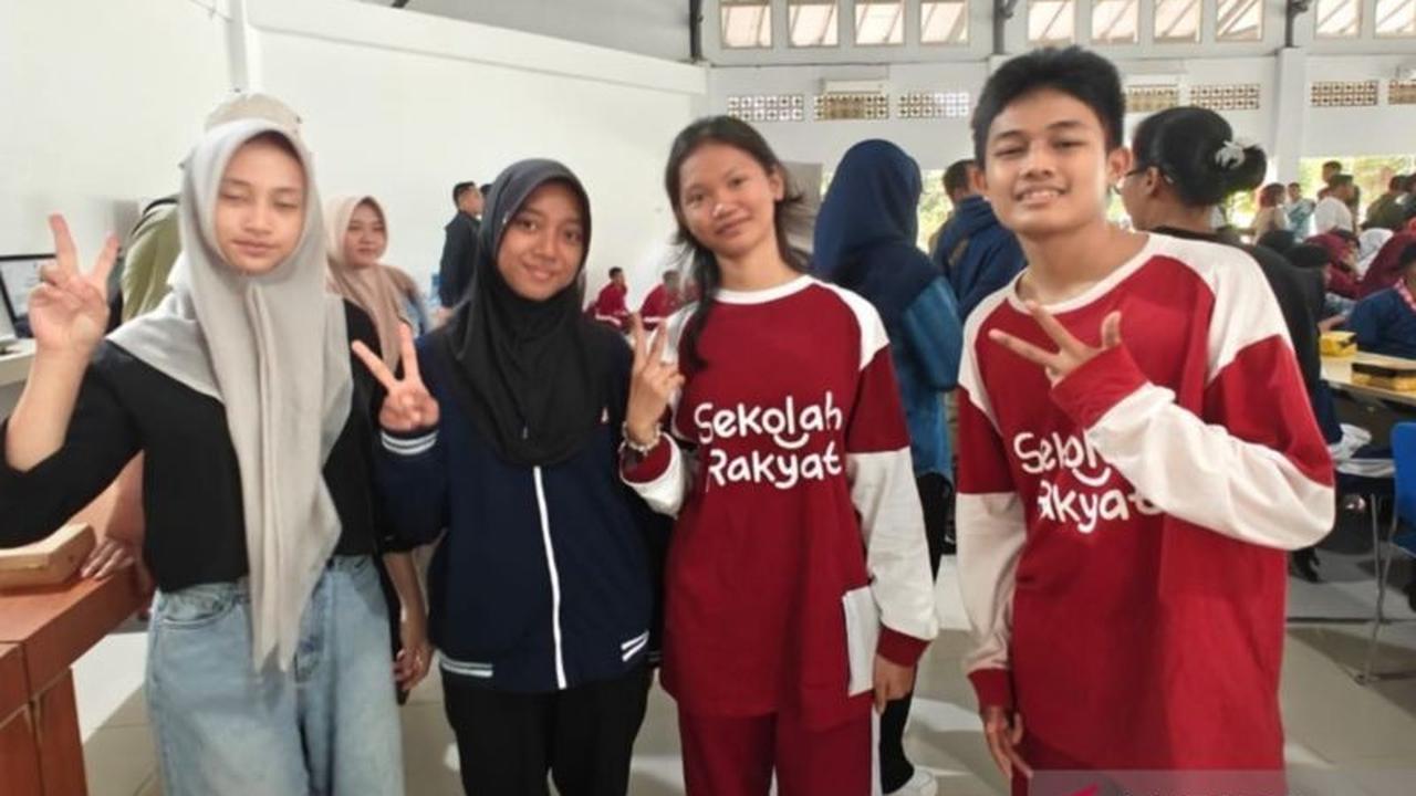 Siswa Sekolah Rakyat Siap Sampaikan Pidato Perdamaian Empat Bahasa di Hadapan Presiden