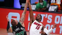 Pertandingan gim kedua final wilayah timur Playoff NBA 2020 yang mempertemukan Boston Celtics versus Miami Heat, Jumat (18/9/2020) pagi WIB. (Kevin C. Cox / GETTY IMAGES NORTH AMERICA / Getty Images via AFP)