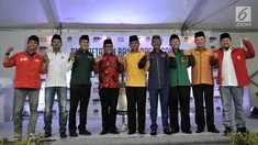 Sembilan sekjen partai politik pendukung Jokowi foto bersama usai bertemu dengan ketua dan komisioner KPU, Jakarta, Selasa (7/8). Kedatangan 9 sekjen tersebut untuk berkonsultasi terkait pendaftaran Capres dan Wapres. (Merdeka.com/Iqbal S. Nugroho)